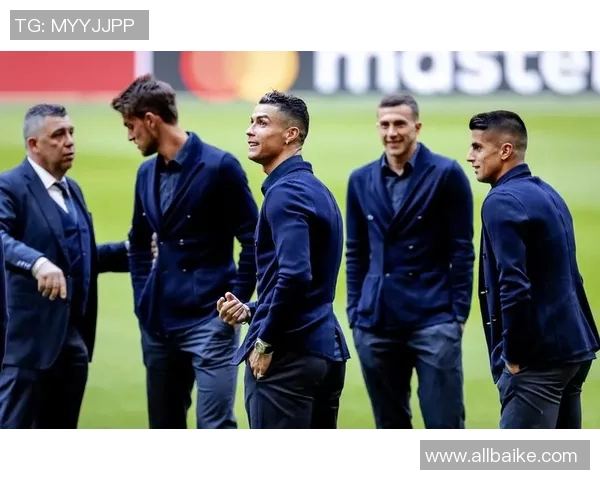 欧冠激战里昂迎战尤文图斯谁能在淘汰赛中笑到最后